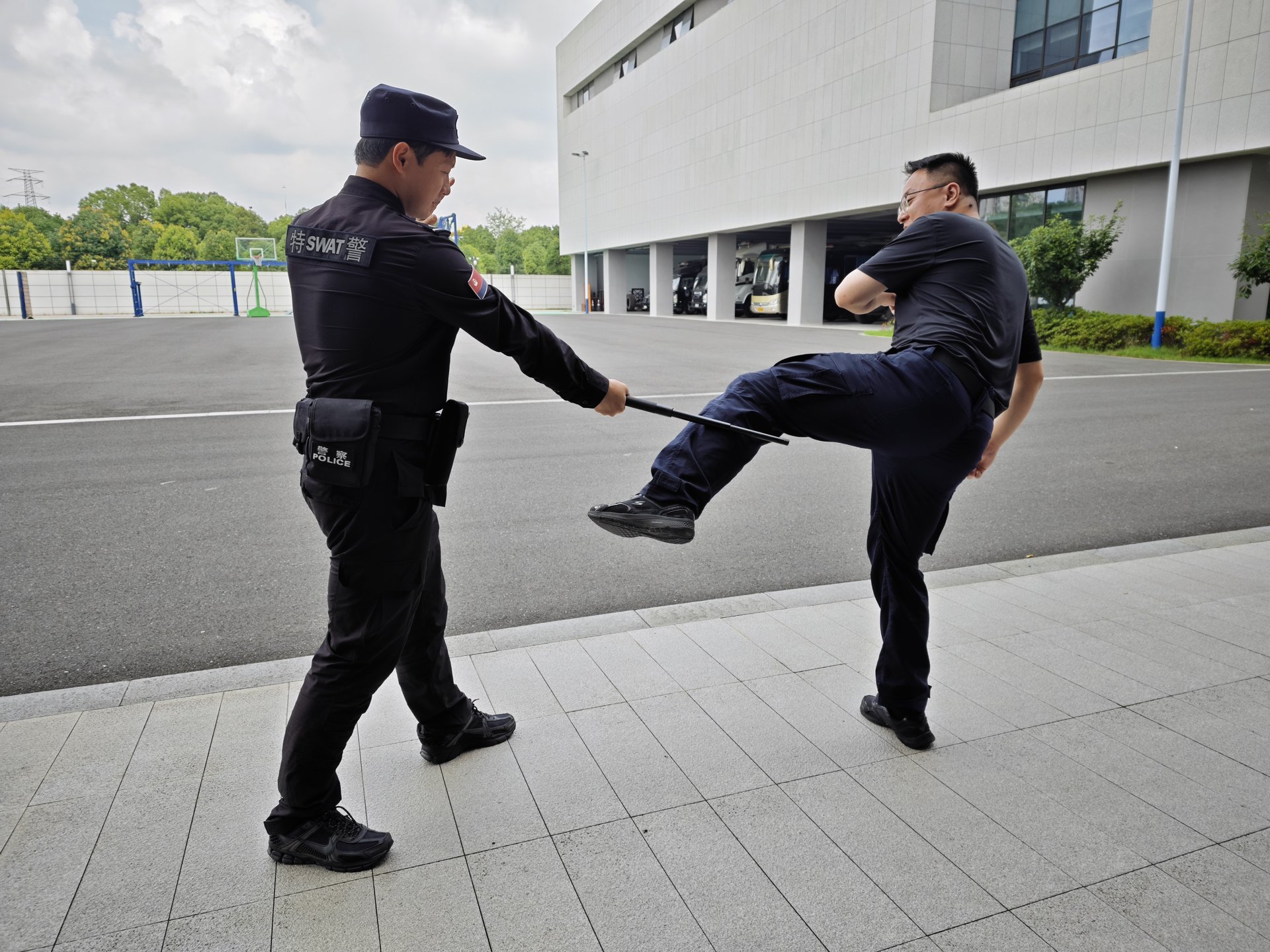 人体击打部位示意图-背面